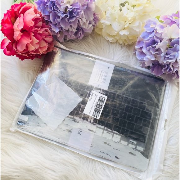 MacBook Pro 14 Inch Astronaut Case - Picture 5 of 7